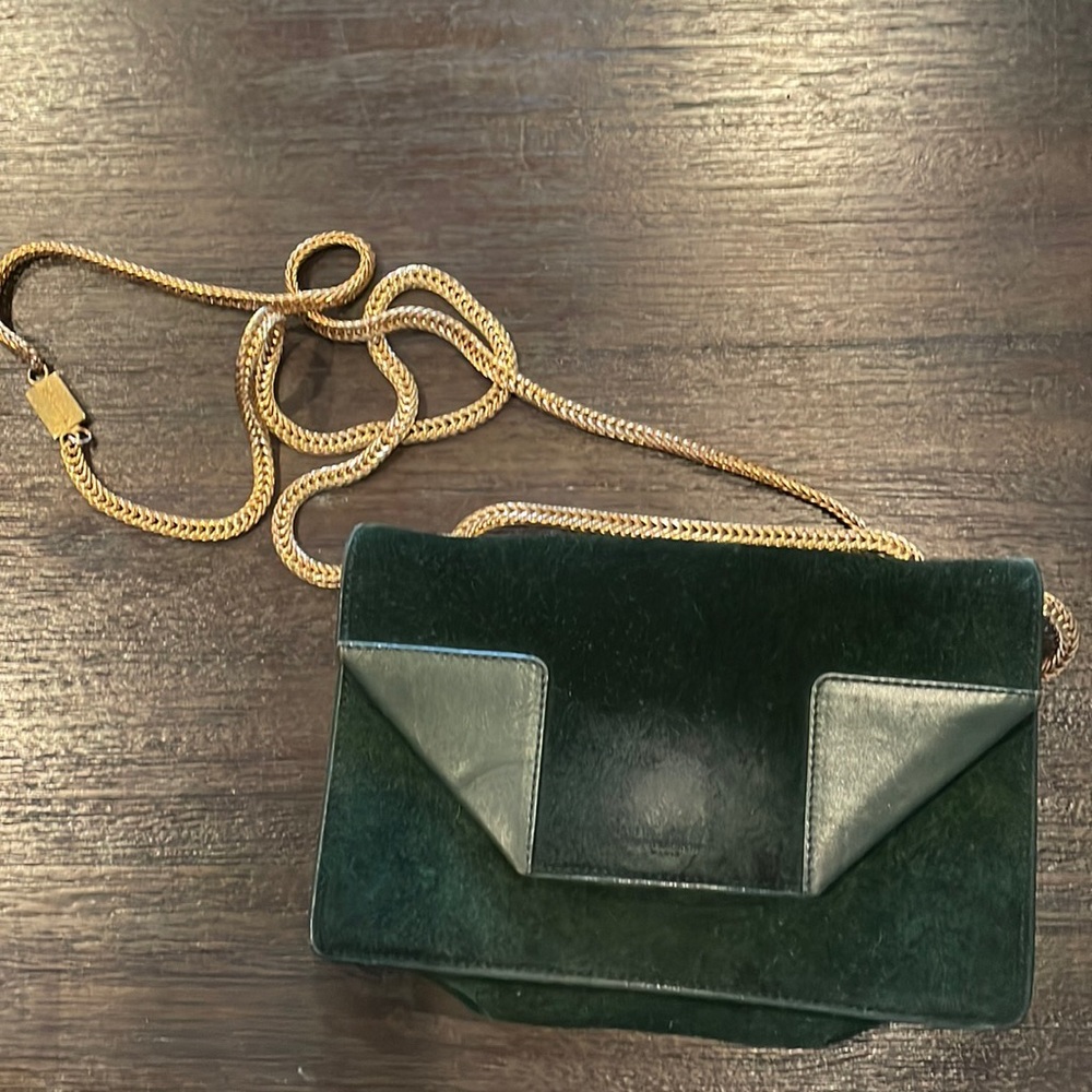 Saint Lauren bag with gold chain